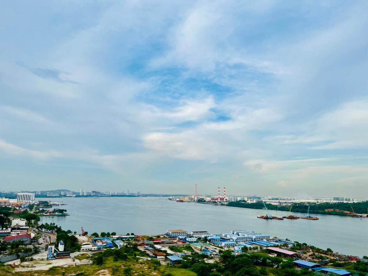 R&F Princess Cove By Homefort Suites ยะโฮร์บาห์รู ภายนอก รูปภาพ